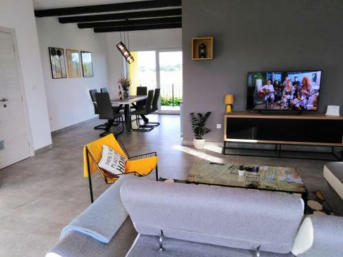 Villa Holiday House Anita
