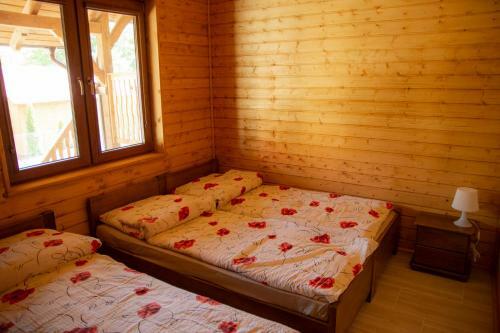 Lodge Jantar Pokoje I Domki U Reni