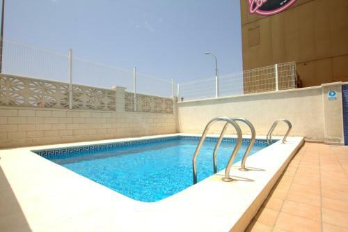 Apartamento Mar de L'est 450 M de La Playa Con Piscina
