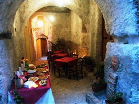 Bed & Breakfast A Taverna Intru U Vicu