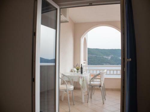 Apartments Josip