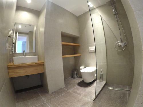 Valmar Hotel