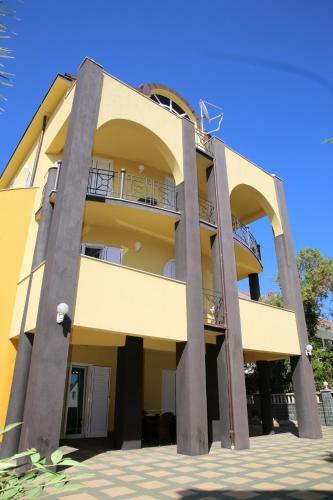 Hostal Vila Nara