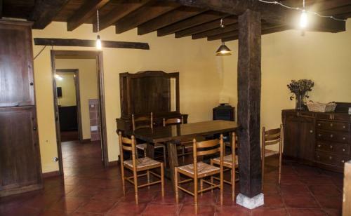 Apartamento La Caser�a de Los Hevia 1 Y 2