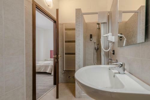 Hostal Affitta Camere Elena