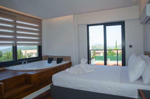 Luxury Life Villas