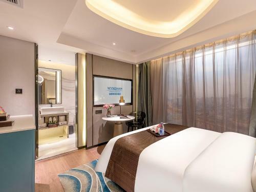 Hotel Ramada Encore By Wyndham Guangzhou Jiangnanxi