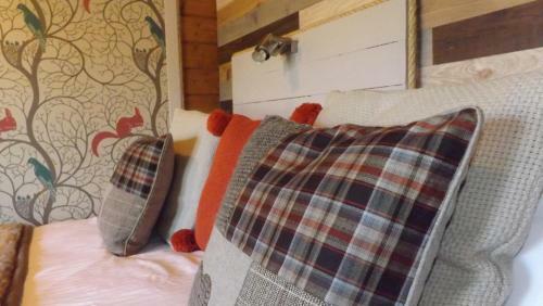 Bed & Breakfast Luxury Log Cabin With Views Of The Devon Countryside