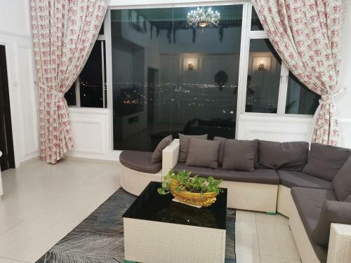 Apartamento Double Storey Penthhouse Amansari Resort Seri Alam
