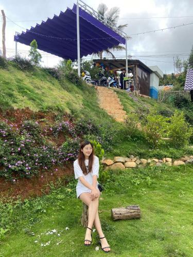 ?� L?t Sunshine Garden