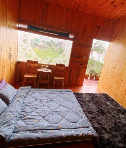 Hostal 72 House