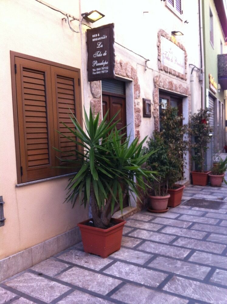 Hostal La Tela Di Penelope