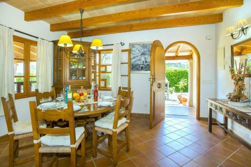 Villa Monserrat By Villa Plus