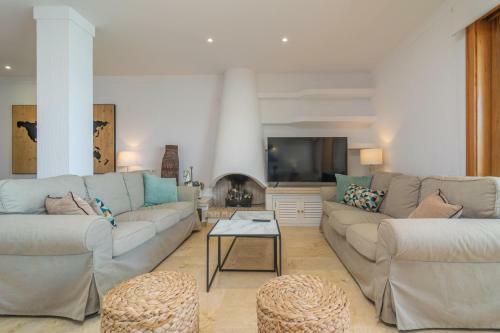 Apartamento Ed Bellveure 2 C -duplex-