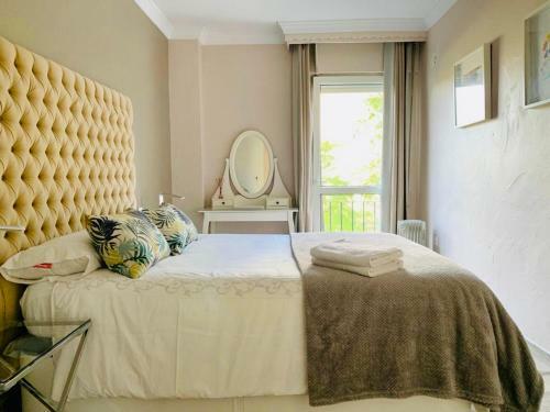 Apartamento de Lujo En Jerez, Wifi Y Parking.