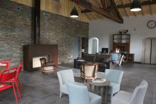 Hotel Les Cabanes Dans Les Bois