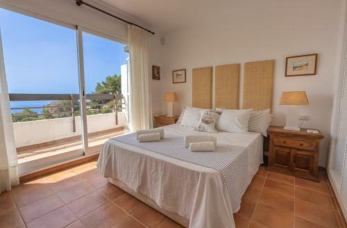 Villa On The Rocks