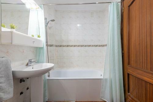 Apartamento Sun Holidays Home, Well Located Cristianos