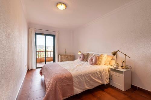 Apartamento Sun Holidays Home, Well Located Cristianos