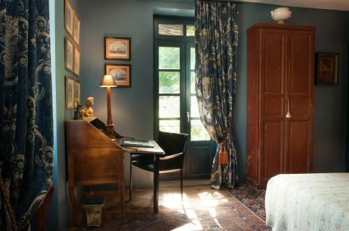 Bed & Breakfast Villa Marguerite Chambres Et Table D Hotes de Charme