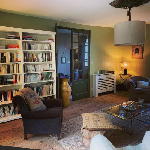 Bed & Breakfast Villa Marguerite Chambres Et Table D Hotes de Charme