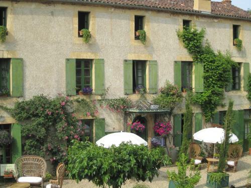 Bed & Breakfast Villa Marguerite Chambres Et Table D Hotes de Charme