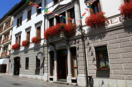 Hotel Albergo Roma