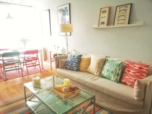 Apartamento Colors, C�ntrico Con Aparcamiento