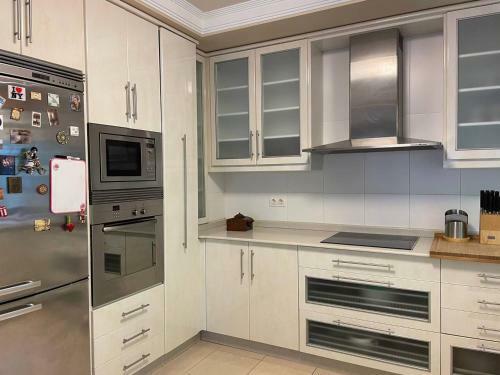 Impresionante Chalet En Segunda L�nea de Playa