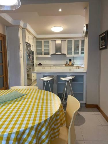 Impresionante Chalet En Segunda L�nea de Playa