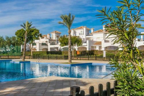 Stunning 2 Bedroom 2 Bathroom Town House - Ce7lt