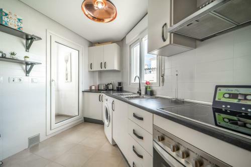 Stylish One Bed Apartment With Nice Golf Course Views Hole 18 - Ao923lt