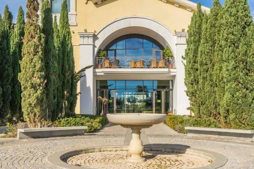 Stylish One Bed Apartment With Nice Golf Course Views Hole 18 - Ao923lt
