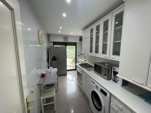 Apartamento Duplex Con Piscina Y Garaje Cerca de La Playa