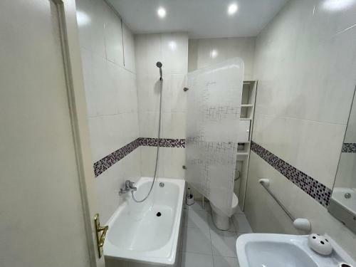Apartamento Duplex Con Piscina Y Garaje Cerca de La Playa