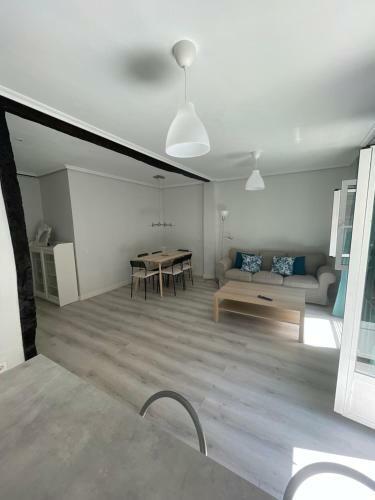 Apartamento Recien Reformado Excelente Ubicaci�n