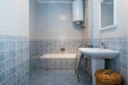Stylish Villa With Lovely Sea And Mountain Views