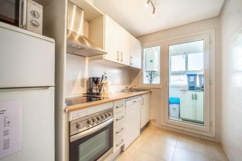 Apartment With Large Terrace - Er122lt