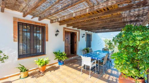 Casa Rural Cortijo Picuales Torrox By Ruralidays