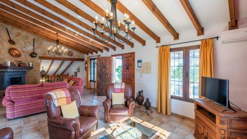Casa Rural Cortijo Picuales Torrox By Ruralidays