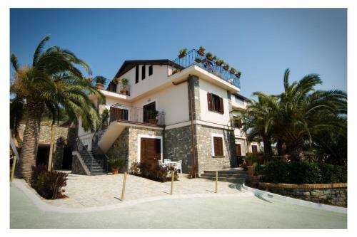 Aparthotel Villa Oasi