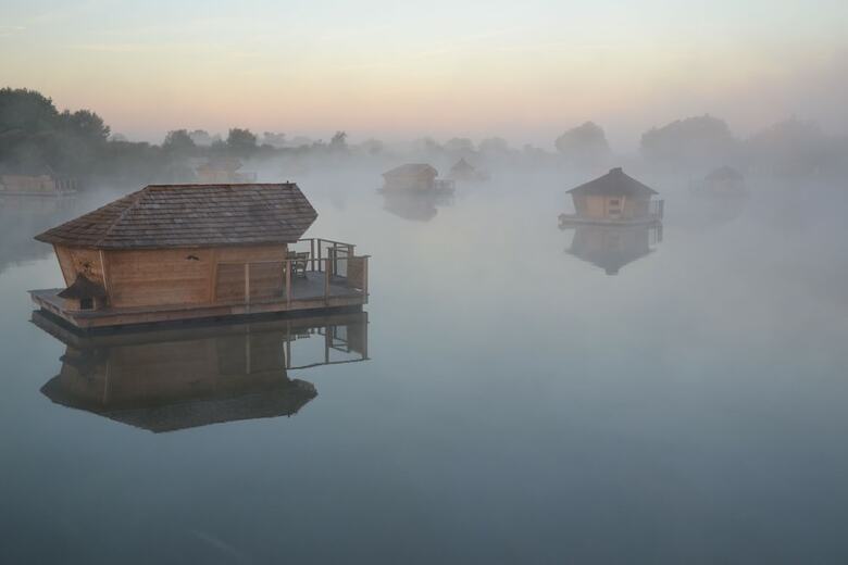 Lodge Village Flottant De Pressac