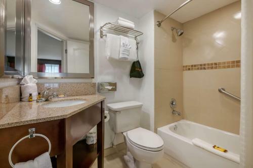 Best Western Plus Windsor Gardens Hotel & Suites/conference Center