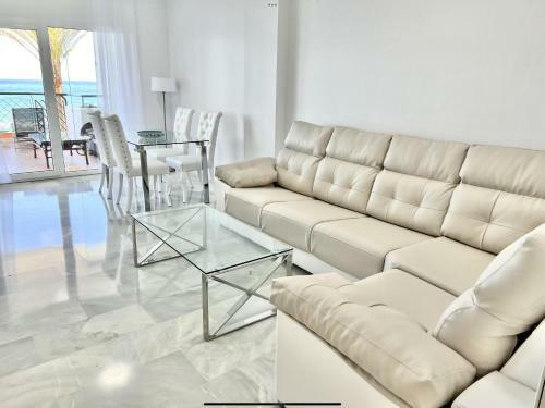 172- Mi Capricho Beachfront Apartment
