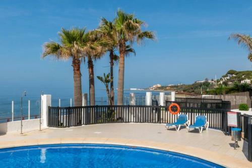 Apartamento Beachfront 1br With Swimming Pool, Parking & AC