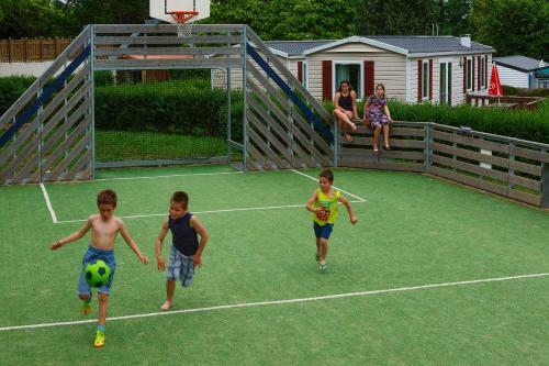 Camping Village Parisien