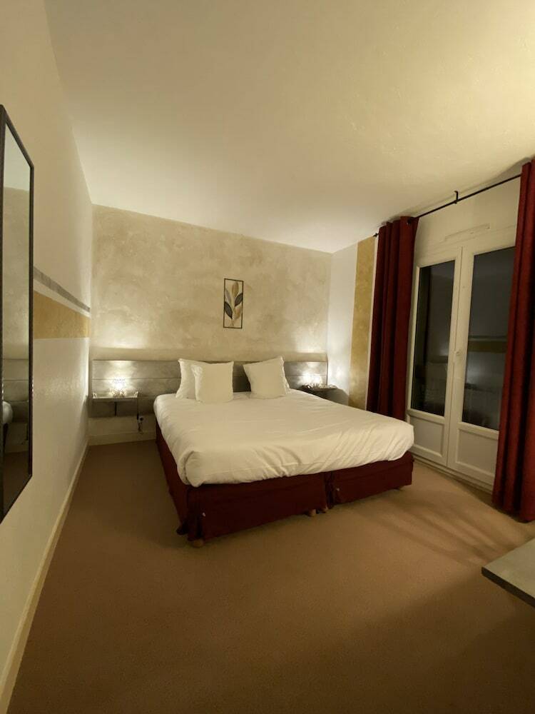 Inter-hotel M�di�val