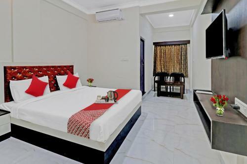Hotel Oyo 87519 Nra Residency