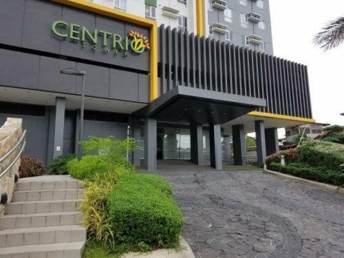 Apartamento Avida Centrio Tower