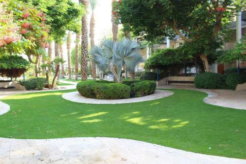 Apartamento Pool Side Luxury Suite At Royal Park-new Listing